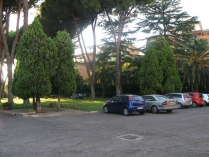 POSTEGGIO INTERNO - Ospitalità "Regina Pacis" Roma